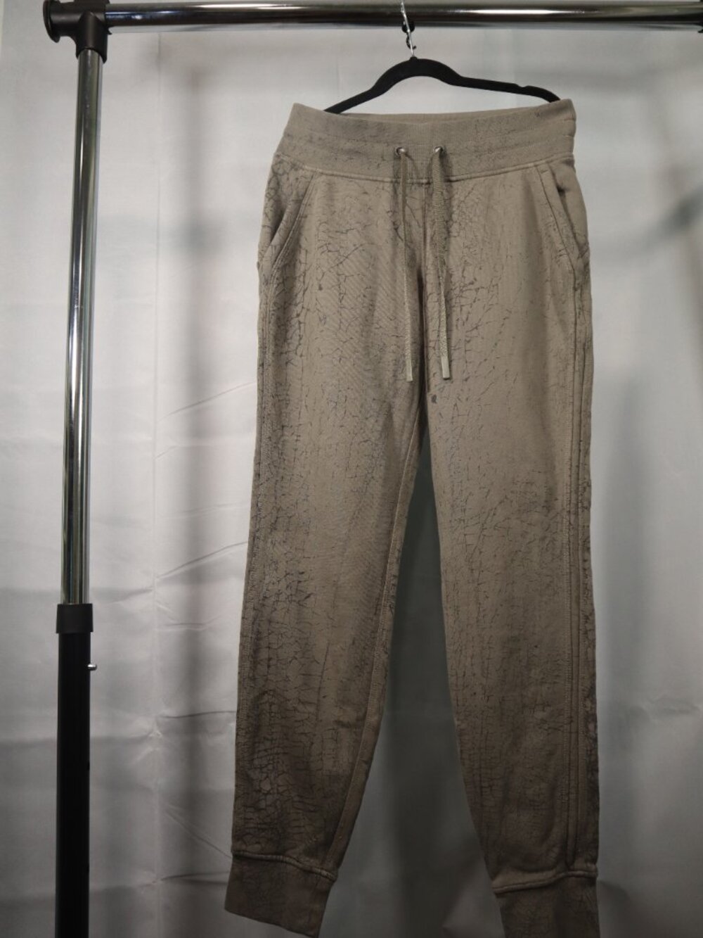 Lululemon Pants ~ Size Women's 4 ~ Like New